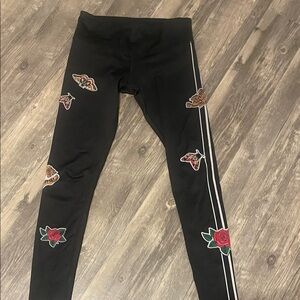 Noli Black Leggings with Rose and Tiger Accents